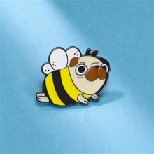 卡通可爱小狗蜜蜂珐琅胸针，可定制装饰，可作衣领、包包、徽章、珠宝礼品别针，适用于衣服、包包等，适合学校、Kpop、背包、教师用品、办公配件、衬衫、夹克、万圣节、秋冬季等场合佩戴。适合青少年、青年、男士，休闲、户外、运动、度假、毕业礼物、生日、日常佩戴。趣味教师礼物，万圣节配饰，教师节圣诞节礼物。