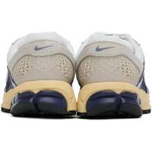 Nike Sneakers Zoom Vomero 5 bianche e blu navy - predefinito - Visualizzare 3