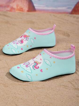 Sommarfashionabla och bekväma simskor för enhörning och vattenskor för flickor