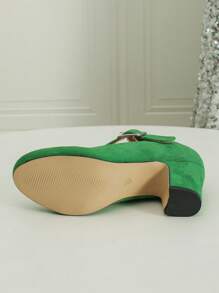 Chaussures à talons épais en Babies à bride en T pour mariage d'automne/hiver, décontracté et mode. Chaussures de soirée en velours pour le travail formel. Chaussures pour femmes pour l'extérieur (les chaussures sont larges, veuillez commander 0,5 taille en dessous si votre pied est fin)