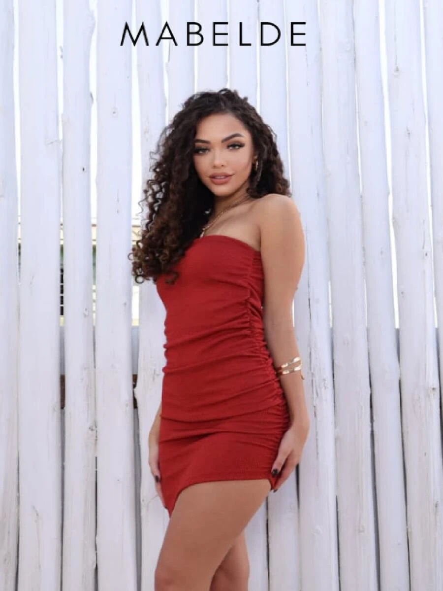 Women Short Dresses - 紅色 - 查看 1