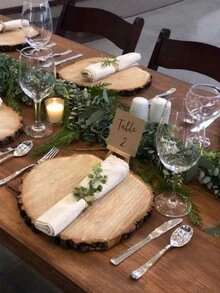 1 Stücke natürlicher Holzuntersetzer für Hochzeitspartys, asymmetrisch runde Form Platzdeckchen, 15cm Holz Tassenuntersetzer, geeignet als Tischmittelpunkt Dekoration, Kerzenhalter, handgemachte DIY Holzstücke, Malwerkzeuge für Holzmalerei, geeignet für Heimdekoration, Feierlichkeiten, Jahrestage, Hochzeitshintergrund Dekorationen