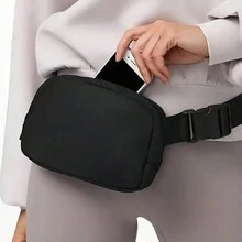 1入多功能男女通用黑色腰包，腰包設有可調節的肩帶，平滑防盜拉鍊，保護重要物品，非常適合跑步，旅行，徒步旅行。不管在任何冒險旅程中，都是一個時尚配件，可以作為一份假日禮物、小袋、女包或男包使用。 - 彩色 - 查看 2