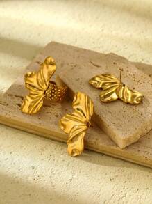 2 件不锈钢时尚夸张款式女士金色半花形耳环和戒指首饰套装，适合女性日常佩戴或作为情人节、妈妈、母亲、母亲节、礼物