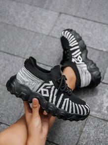 Women's Black & White Contrast Knit Mesh Breathable Striped Casual Sneakers, Fashion Versatile Daily Sporty Running Shoes For Teens & Young Adults - Black and White - View 6