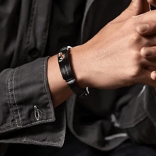 Custom Men's Photo Engraved Bracelet Wedding Gift For Anniversary Or Newly Married Couple Personalized Bracelet Stylish,Fall Fashion,Vintage,Contracted,Simple Custom,Personalized,Unique Ideal Gifts For Him Boyfriend,Dad,Family,Friends,Son,Grandparents For Anniversaries,For Valentine's Day,For Birthdays,For Father's Day,For Graduation,For Daily Wear,For Prom Valentines,Jewelry & Watches,Season Picks,Elegant Outfit - Black - View 4