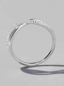 One Elegant And Gorgeous Classic 925 Silver Ring With Artificial Cubic Zirconia, Asymmetrical Criss-Cross Design For Ladies To Show Charm And For Dating, A Stylish And Graceful Gift