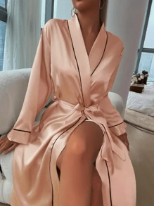 1pc Women's Elegant And Luxurious V-Neck Belted Design Robe, Fall, Winter