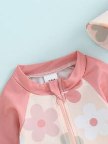 Ensemble de 2 pièces de maillots de bain pour bébé fille avec motif de coquillage, un rashguard à manches longues et un chapeau de soleil à larges bords pour la plage