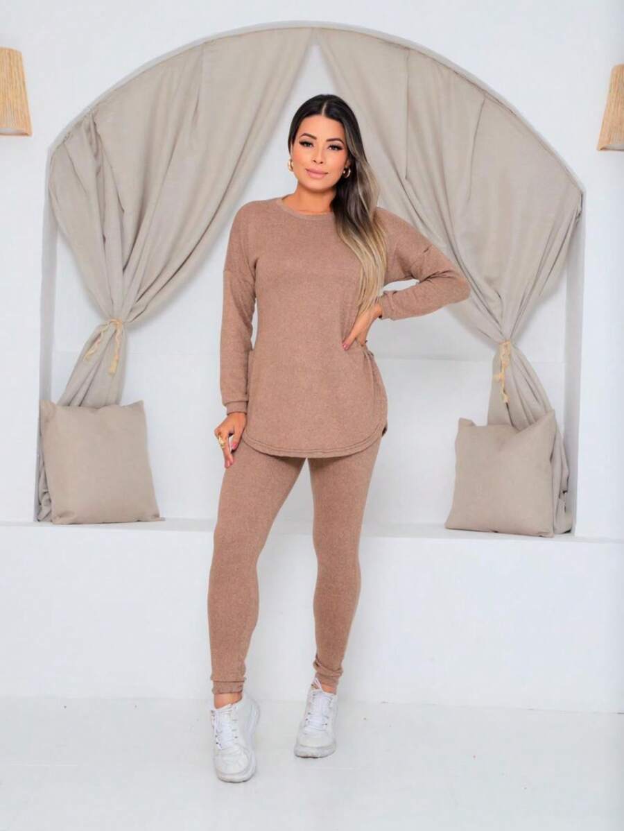 Women Two-Piece Outfits - 米色 - 查看 1