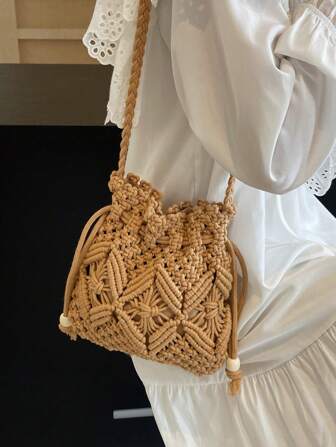 Woven Small Handbag For Women, New Fashionable Wicker Crossbody Bag, Small Niche Beach Shoulder Bag, Versatile Square Envelope Style Chic Crossbody Bag, Beach Vacation Bag, Beach Purse, Perfect For Summer, Vacation & Daily Use, Travel Must Haves