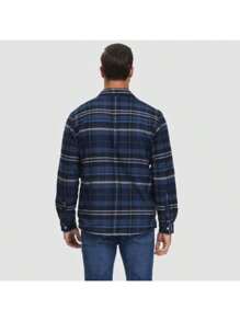 Chaqueta de cuadros hombre forrada y acolchada, cálida, cómoda y elegante, casual y moderna para diario, trabajo, calle o eventos informales, estilo juvenil y sofisticado, disponible en varios colores y tallas, perfecta para otoño e invierno, look funcional y versátil, ideal para combinar con jeans o pantalones casuales, brindando confort y estilo durante todo el día. - Azul - Ver 6