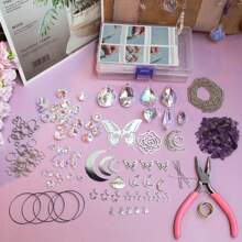 350 件 DIY 水晶捕手彩虹制作工艺套件、蝴蝶吊饰链、捕光珠、制作工具，用于窗户花园装饰（银色）圣诞节礼物 - 377pcs 玫瑰花蝴蝶DIY套裝(銀色) - 查看 5