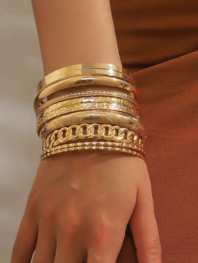 6pcs Fashion Gold Bracelet Women Bracelets Simple Elegant Thin Circle Multi Style Rhinestone Fried Dough Twists Smooth Face Bracelet 6 Pieces Set Asymmetric Creative Versatile Punk Bracelet Set Suitable For Women's Street Shooting, Travel, Fashion Show, Romantic Vacation, Friends Gathering, Vacation, Party Wear