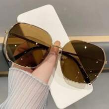 Kính râm cỡ lớn, gọng kim loại, hình vuông ngoại cỡ, tròng kính thời trang, thích hợp lái xe và du lịch biển - Phụ kiện đi biển dành cho nữ, kính mắt nữ, kính râm cơ bản, trang phục thu đông nữ, quần áo công sở, quà tặng, trang phục thanh lịch cho kỳ nghỉ hè ở biển, hoạt động ngoài trời, du lịch. - Nhiều màu - Xem 8