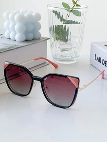 Fashion Glasses - Màu Đỏ Sâu - Xem 3