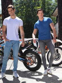 Men T-Shirts - Army Green - View 6