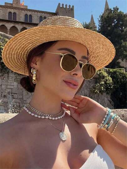 1 pieza Gafas de moda versátiles con montura de metal y diseño retro vintage, adecuadas para uso diario, salidas, uso como accesorio de playa, regalo para vacaciones de verano, actividades al aire libre y viajes. Estilo vintage con montura redonda y sobresaliente para atuendos para salir, regreso a clases, estilo informal y casual de negocios.