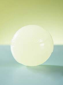 1个夜光实心橡胶球互动狗狗玩具，适合训练，具有弹跳和耐啃咬功能。宠物玩具，狗狗玩具，大/中/小型犬玩具，让您心爱的狗狗玩得不亦乐乎。