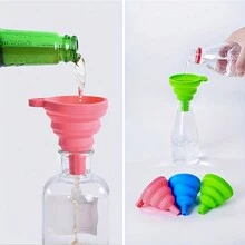 1 set di 3 pezzi - Imbuto azzurro pieghevole per riempire bottiglie, mini imbuto flessibile in silicone per liquidi, marmellate, fagioli, automobili, portatile, riutilizzabile, lavabile, imbuto a pieghe per liquidi o ingredienti secchi, ideale per cucine e griglie all'aperto, disponibile in diversi colori - Multicolore - Visualizzare 5