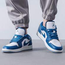 Jordan Low Durable And Breathable Retro Basketball Shoes For Men, Low-Cut, Blue And White FN5214-141