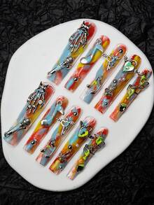 超长水管形手工 A 型按压式指甲，适合 Y2K 风格，多色手绘 A 型板饰有骷髅、金属骷髅手、麦克风、音符、心形锁、金属星星、蝴蝶结、心形翅膀钥匙和其他手工配饰设计，女士和女孩均可佩戴光面按压式指甲板，3 种尺寸，10 件/套，适合派对、音乐节、万圣节、日常穿着，包括工具包。 - 藍色 - 查看 2