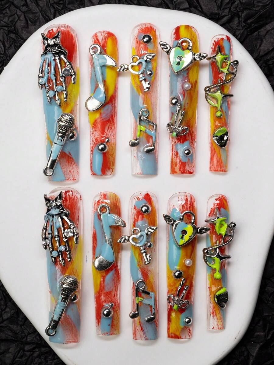 超长水管形手工 A 型按压式指甲,适合 Y2K 风格,多色手绘 A 型板饰有骷髅、金属骷髅手、麦克风、音符、心形锁、金属星星、蝴蝶结、心形翅膀钥匙和其他手工配饰设计,女士和女孩均可佩戴光面按压式指甲板,3 种尺寸,10 件/套,适合派对、音乐节、万圣节、日常穿着,包括工具包。 - 藍色 - 查看 1