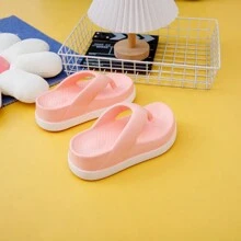 女士夏季人字拖 厚底防滑一脚蹬 色彩鲜艳 沙滩凉鞋 时尚户外 新款增高家居拖鞋 防水浴室拖鞋 时尚软底 短款女士拖鞋 室内外舒适浴室家居拖鞋 - 粉色 - 查看 5
