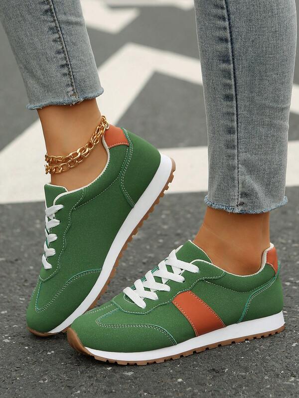 Women's Green  Sneakers With Thick Soles, Leather Surface And Lacing, Casual Sports Shoes