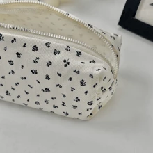 1pc Rose Flower Pattern, Pencil Case, Makeup Bag, Large Capacity And Highly Attractive, Perfect Gift,Back To School,School Supplies - Single Piece - View 3