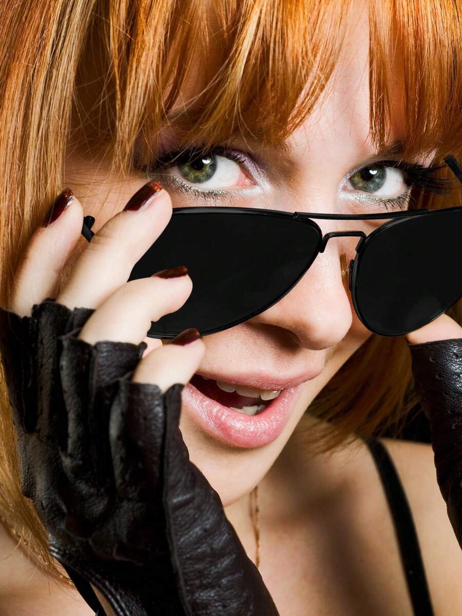 Sunglasses - Black - View 1