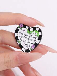 1pc, Halloween Zinc Alloy Cute Ghost Brooch, Fashionable And Exquisite Gift Badge Brooch, Suitable For Decorating Clothing, Bag Accessories Jewelry Costume Accessories Bag Charms Office Accessories