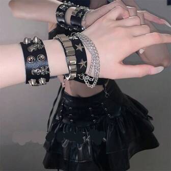 2Pcs Punk Rivet Star PU Leather Bracelet For Women Men Hip Hop Gothic Dark Girl Rock Jewelry Bracelet Bangle Love Chain Hip Hop Accessories