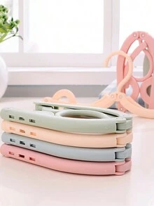 4 Pcs Colorful Travel Hangers, Retractable Portable Foldable Clothes Hangers, Plastic Clothes Hanger Travel Space Saving Folding Hanger, Travel Accessories, Baby Clothes Drying Rack For Home And Travel, Lightweight Foldable Hangers For Dormitories, Schools, And Tourism, Household, Telescopic Clothes Drying Suit For Men And Women, Travel Essentials - Multicolor - View 2