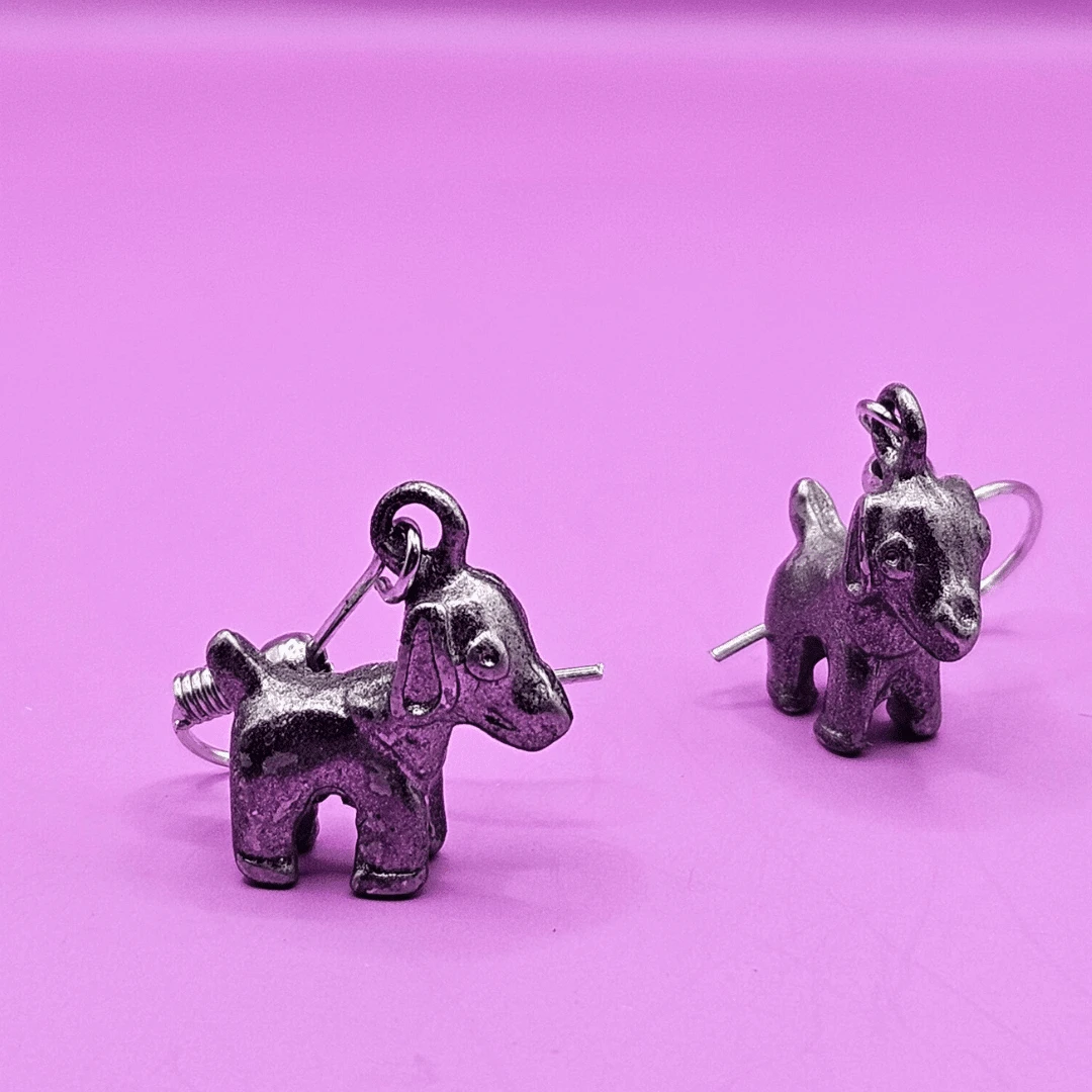 Women Stud Earrings - 銀色 - 查看 1