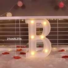 1 Peça Luz de Letra de LED, Cenário de Proposta Romântica Surpresa, Presente de Natal, Decoração Central, Adequado para Decoração de Aniversário/Casamento/Aniversário/Dia dos Namorados/Halloween/Natal/Ano Novo 2025, Presente de Aniversário e Feriado Perfeito para Família, Decoração de Quarto, Decoração de Festa, Branco (Baterias Não Incluídas)