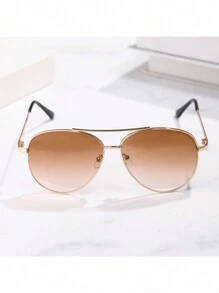 1 pièce Lunettes de mode femme style vintage avec monture métallique ovale et double branche. Parfait pour les vacances.