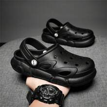 Boys' And Girls' Garden Clogs, Children's Slip-On Sandals, Breathable Hollow-Out Beach Shoes For Summer Casual Outdoor Activities