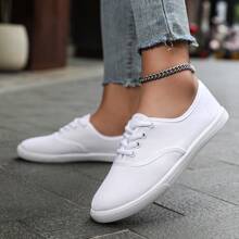 Women's White Athletic Shoes, Canvas Breathable Lightweight Low-Cut Lace-Up Flat Simple Casuals, Ladies' Sports Shoes Suitable For Valentine's Day Date