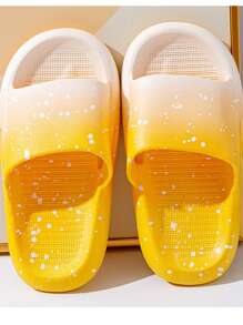 1 par de pantuflas planas antideslizantes de PVC con degradado para niños, adecuadas para interiores / exteriores / hogar / baño en verano