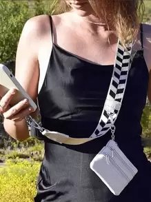 带拉链袋的手机挂绳 手机夹和手机挂绳 斜挎包 带拉链的手机绳 钱包袋 手机挂绳 斜挎包 户外运动的完美伴侣 男女皆宜（1 为不可拆卸款，金属部件颜色随机） 钱包 女士包 女士钱包 钱包 钱包 - 彩色 - 查看 4