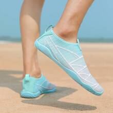 1 Pair Women's Anti-Slip Water Shoes, Gradient Color Low-Top Outdoor Wading Shoes, Lightweight Breathable Aqua Socks Suitable For Beach, Vacation, Camping, Party In Summer