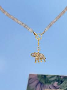 Cuier 1 Peça Colar Gargantilha de Cristal Verão para Mulheres, Colar de Cristal com Pingente de Elefante, Morango, Abelha, Maçã para Mulheres