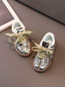 1pair Children's Athletic Shoes With PU Upper, Anti-Slip Outsole And Hook And Loop Closure