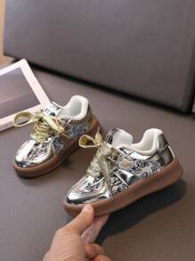 1pair Children's Athletic Shoes With PU Upper, Anti-Slip Outsole And Hook And Loop Closure