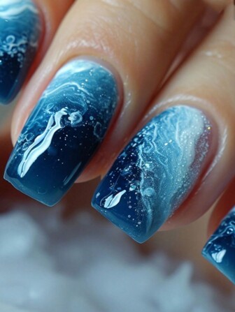 24 片装中长亮面假指甲，青色渐变和白色斑点装饰，海洋蓝色美甲设计按压式指甲美甲用品
