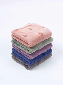 1 pièce Serviette en polaire en forme de cœur, super douce, absorbante et agréable pour la peau pour la salle de bain, la salle de sport, l'hôtel et la plage. Indispensable pour un usage quotidien, idéal pour la maison et les voyages - Un cadeau parfait pour tous, décoration de salle de bain, décoration d'automne, rentrée scolaire, salon de beauté, maison, salle de bain