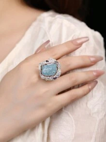 1pc Wide Band Adjustable Natural Crystal Raw Stone & Clay Inlaid Diamond Ring For Women, Party Gift (Random Shape And Color Depth)