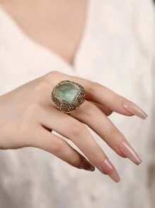 1pc Wide Band Adjustable Natural Crystal Raw Stone & Clay Inlaid Diamond Ring For Women, Party Gift (Random Shape And Color Depth)