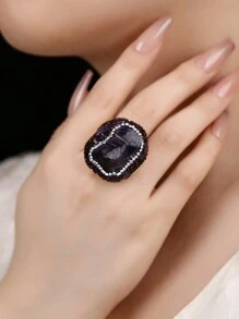 1pc Wide Band Adjustable Natural Crystal Raw Stone & Clay Inlaid Diamond Ring For Women, Party Gift (Random Shape And Color Depth)
